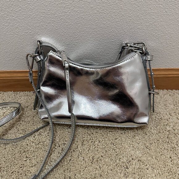Aldo Silver Rhinestone Purse NWOT - Picture 2 of 8